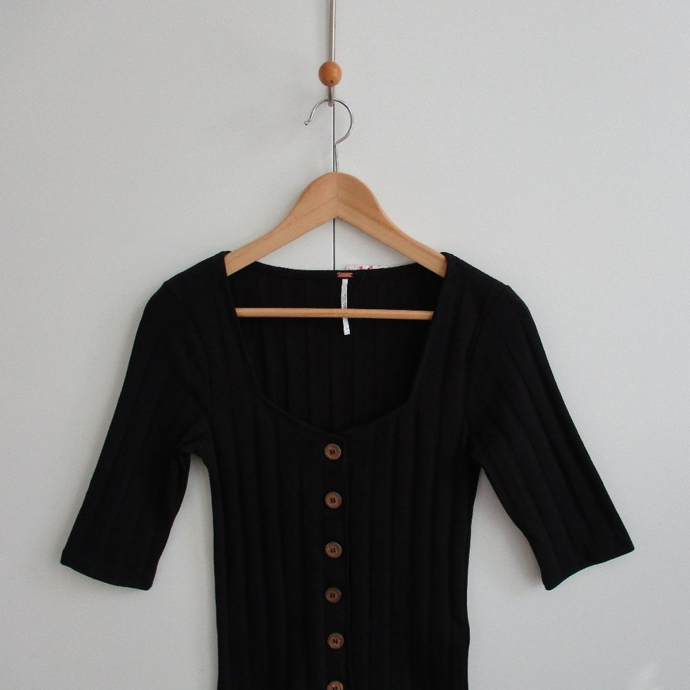 Free People Black Ribbed Button-Down Top - Picture 2 of 7